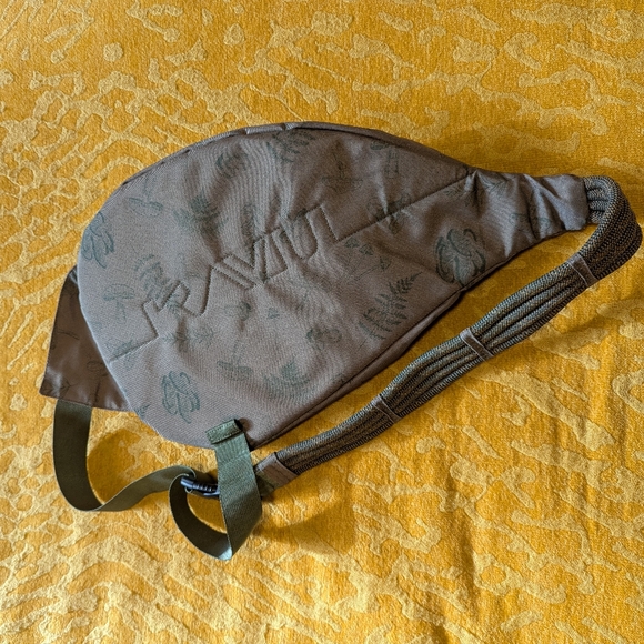 Kavu Slingbag - Picture 2 of 3